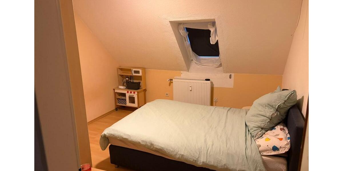 Dachgeschoßwohnung Krumbach (Schwaben) - 3 Zimmer, 70 m&sup2;, 800&euro; | Angebot:25078923
