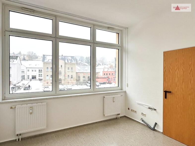 Gewerbeobjekt Kirchberg - 800&euro; | Angebot:25874845