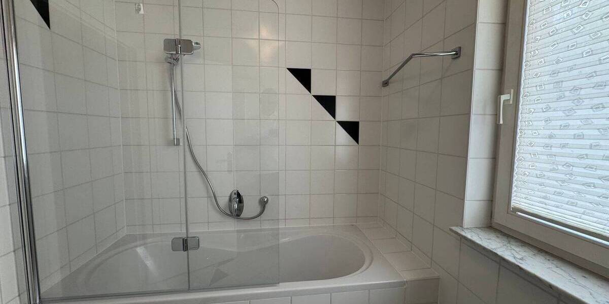 Mehrfamilienhaus, Wohnhaus Irrel - 1 Zimmer, 247 m&sup2;, 2.500&euro; | Angebot:25693095