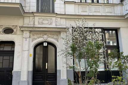 Wohnung Berlin Friedenau - 5 Zimmer, 165 m&sup2;, 2.300&euro; | Angebot:26731805