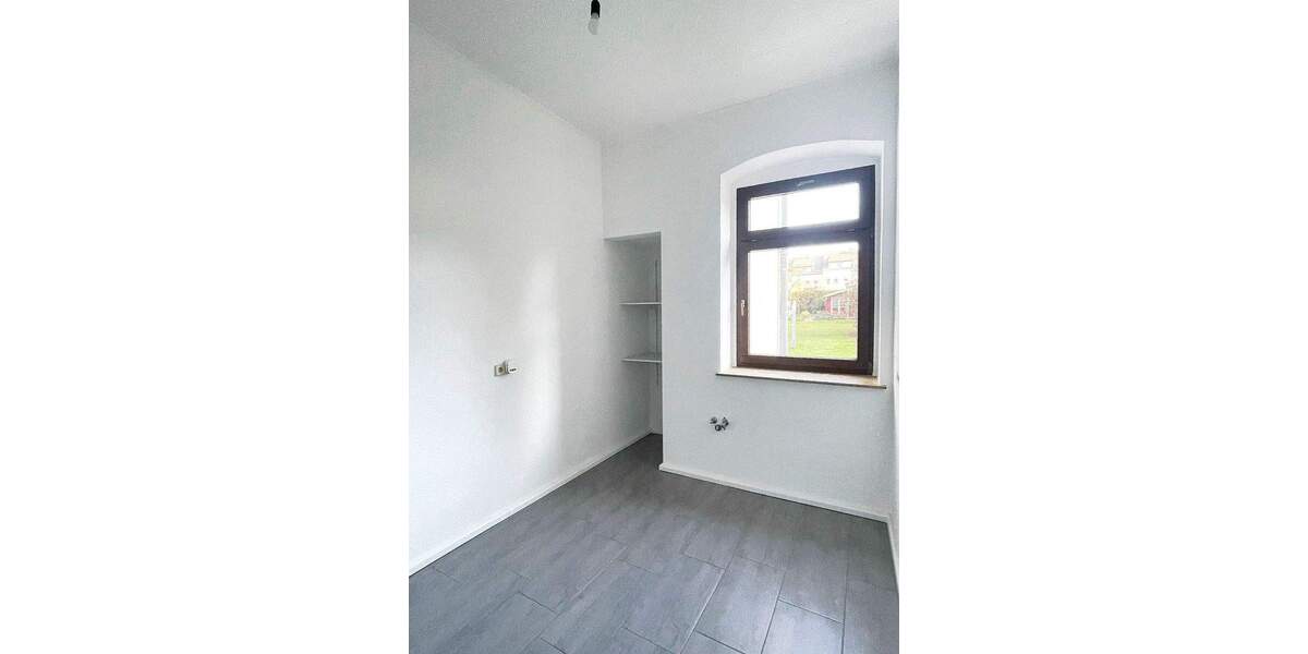 Etagenwohnung Meerane - 1 Zimmer, 47 m&sup2;, 325&euro; | Angebot:24578128