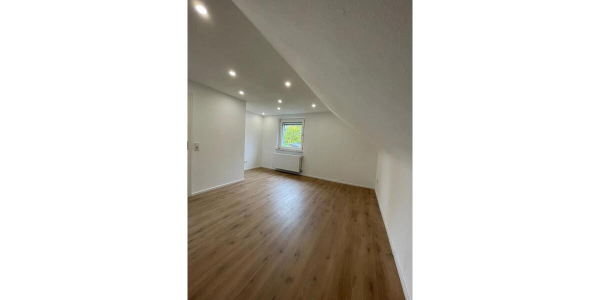 2 ZKB Dachgeschosswohnung in Oberlinxweiler 1 zimmer