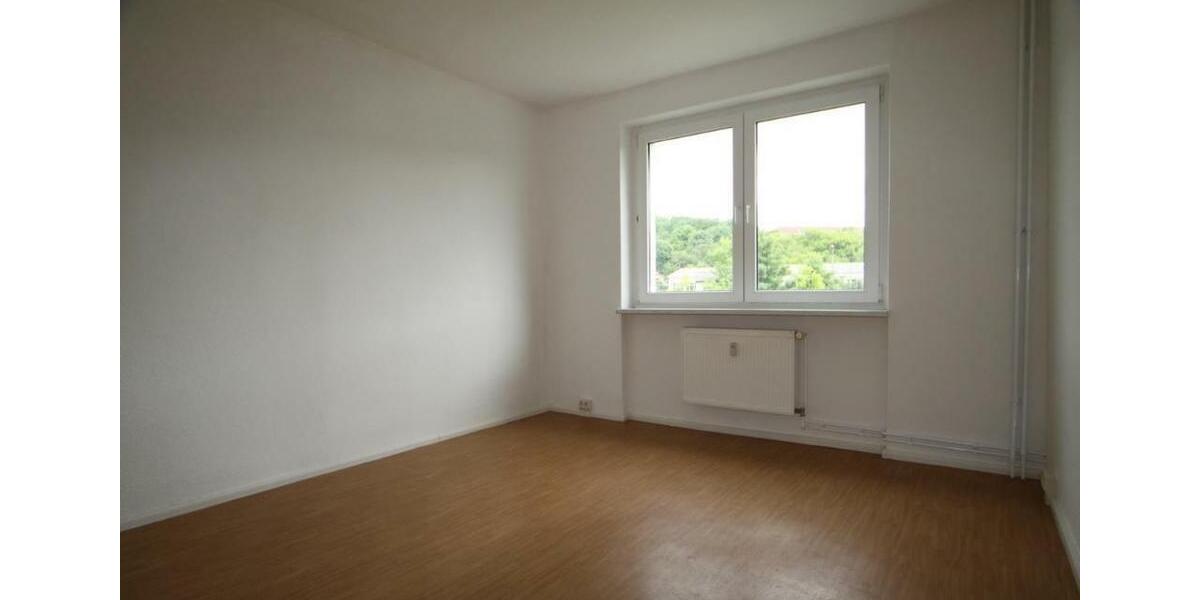 Etagenwohnung Neubrandenburg - 3 Zimmer, 53 m&sup2;, 349&euro; | Angebot:25791132