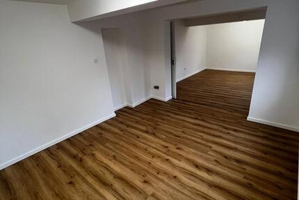 Wohnung Elbtal - 3.5 Zimmer, 75 m&sup2;, 700&euro; | Angebot:25082744