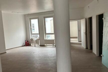 Wohnung Büdingen - 5 Zimmer, 176 m&sup2;, 1.975&euro; | Angebot:25067101