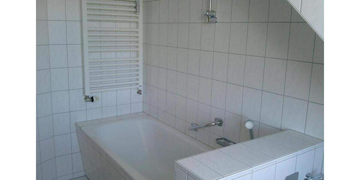 Dachgeschoßwohnung Reichenbach im Vogtland Obermylau - 1 Zimmer, 31 m&sup2;, 169&euro; | Angebot:25854254