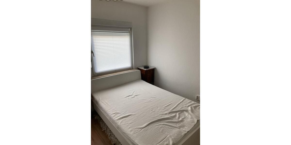 Wohnen auf Zeit Olpe - 7 Zimmer, 156 m&sup2;, 80&euro; | Angebot:26088542