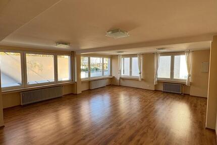 Büro, Atelier oder Lagerfläche zimmer