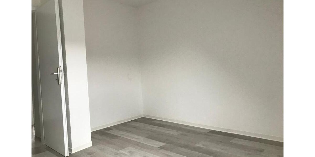 Dachgeschoßwohnung Burg - 3.5 Zimmer, 78 m&sup2;, 507&euro; | Angebot:26647186