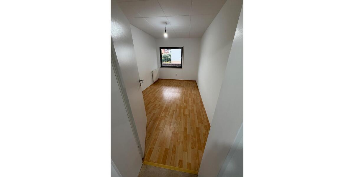 Erdgeschoßwohnung Selters (Westerwald) - 3 Zimmer, 105 m&sup2;, 890&euro; | Angebot:26562638