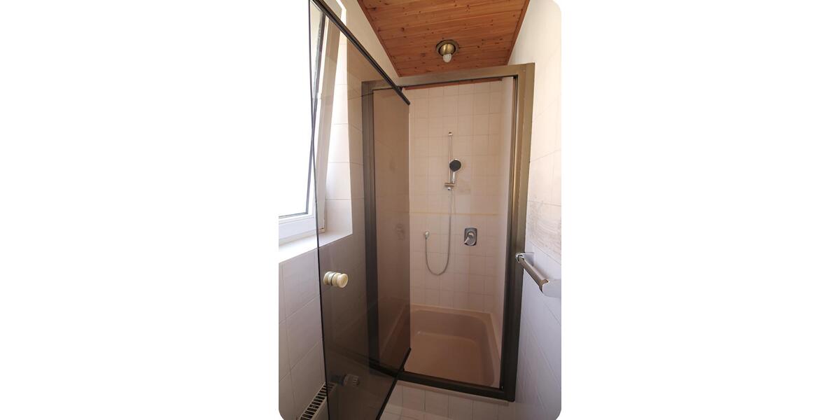 Etagenwohnung Stuttgart Zuffenhausen - 1 Zimmer, 16 m&sup2;, 550&euro; | Angebot:26551901