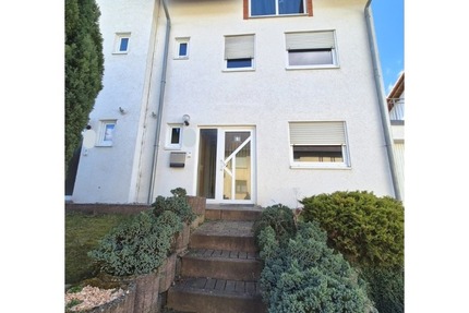 Housing approved: großes Reihenendhaus mit Stellplatz, Galerie & Terrasse über 4 Etagen zu vermieten - Haus Queidersbach | Angebot:25181148