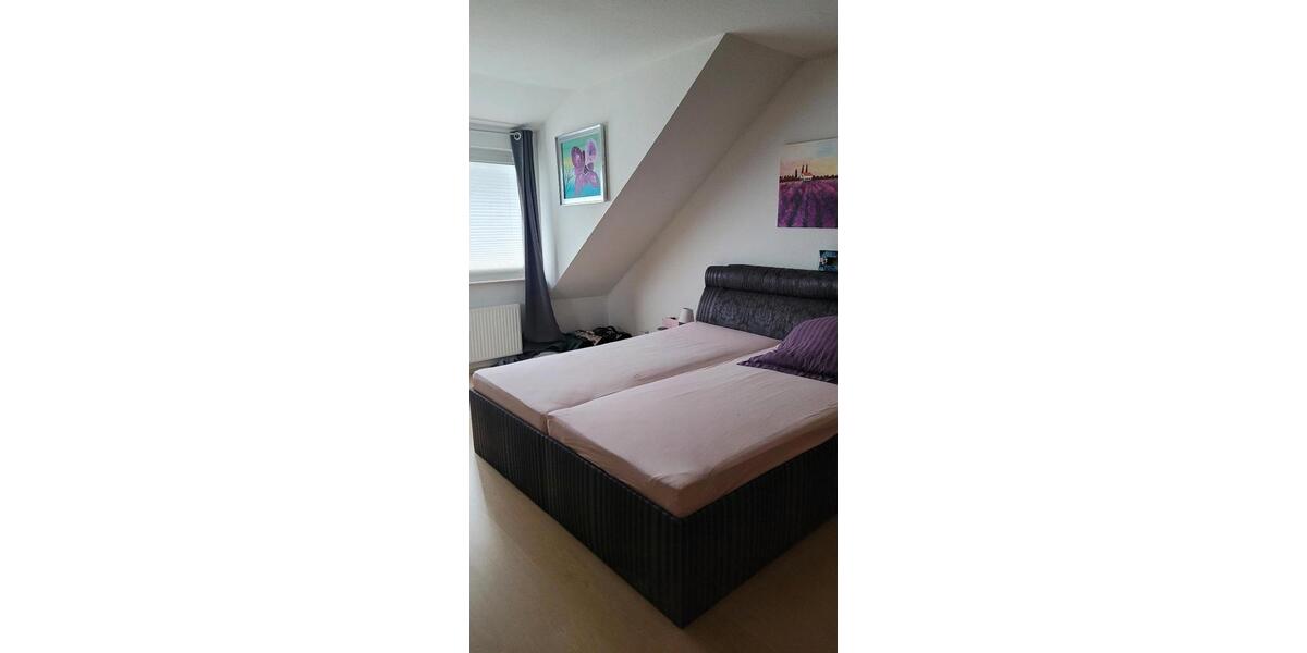 Etagenwohnung Hilden - 3 Zimmer, 102 m&sup2;, 1.400&euro; | Angebot:25219260