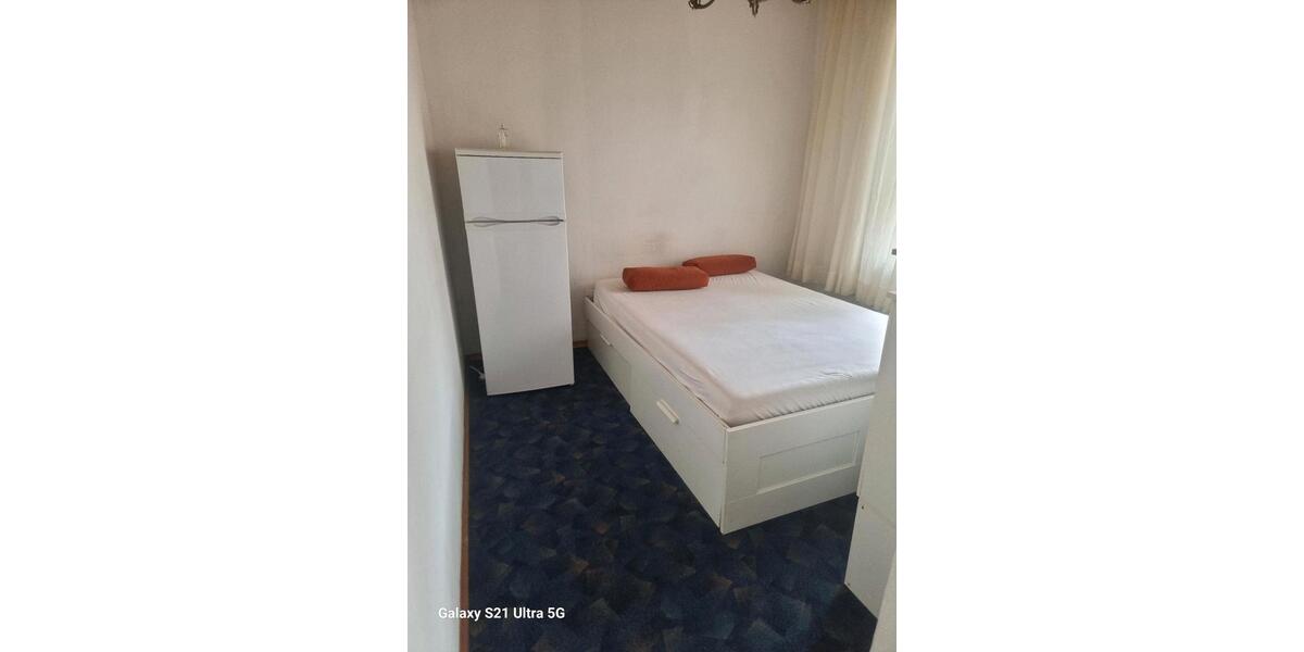 Schöne WG Zimmer 2 zimmer