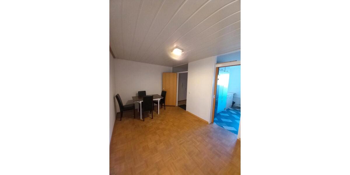Hochparterre Böblingen Dagersheim - 4 Zimmer, 12 m&sup2;, 380&euro; | Angebot:25158419