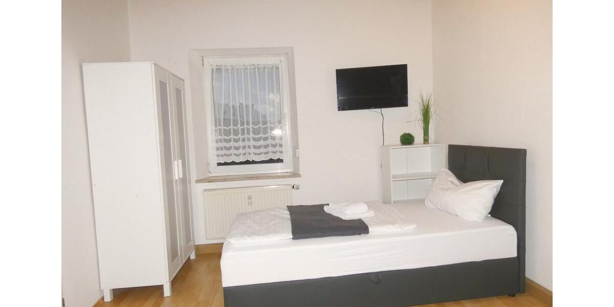 Wohnen auf Zeit Weiden in der Oberpfalz - 2 Zimmer, 64 m&sup2;, 50&euro; | Angebot:9948567