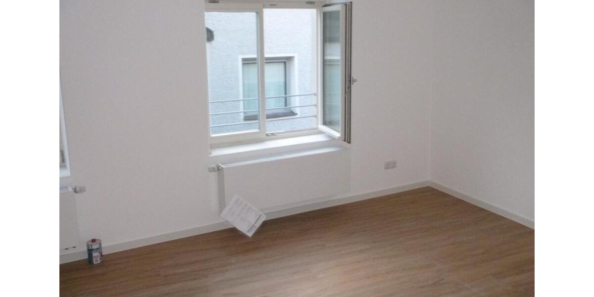 Etagenwohnung Straubing - 2.5 Zimmer, 70 m&sup2;, 840&euro; | Angebot:26494725