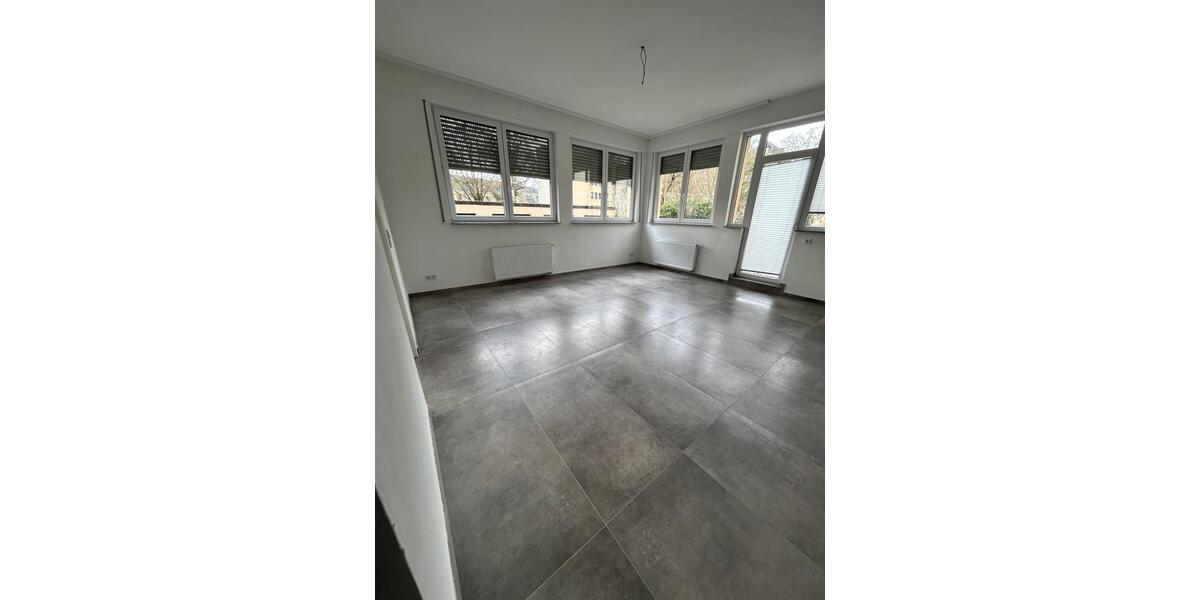 Hochparterre Trier Feyen-Weismark - 3 Zimmer, 102 m&sup2;, 1.150&euro; | Angebot:26114613