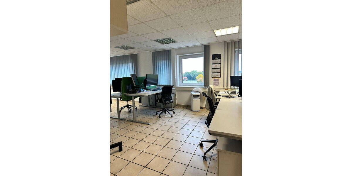 Gewerbeobjekt Kirchlengern Häver - 2.700&euro; | Angebot:26730919