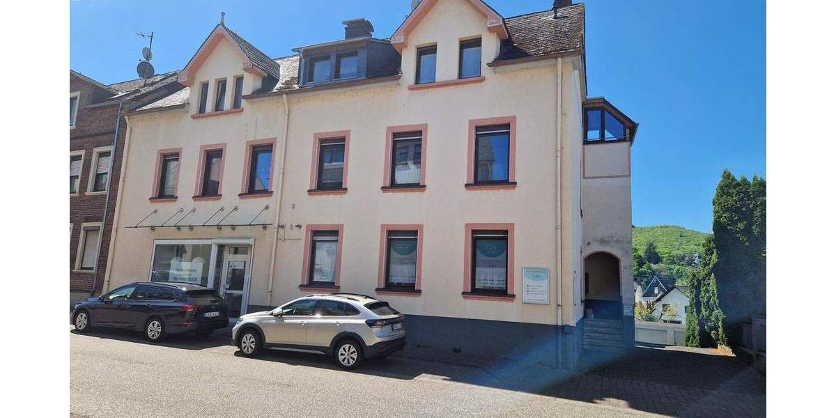 Gewerbefläche mit Schaufensterfront (Praxis- Büro- Verkaufsfläche) zu vermieten zimmer