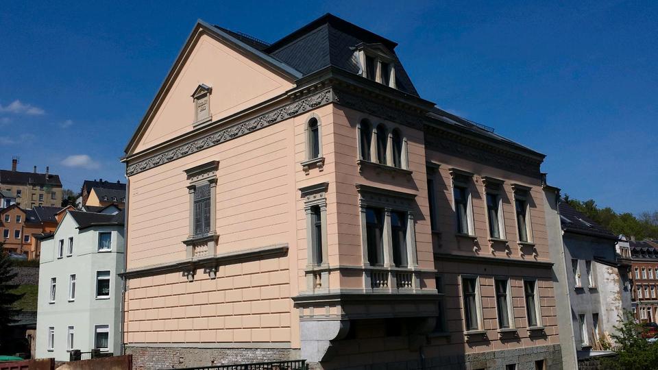 Hochparterre Netzschkau - 4 Zimmer, 97 m&sup2;, 590&euro; | Angebot:25637713