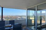 Juwel Penthouse 60 qm Dach-Terrasse und Fensterfront 17. Stock