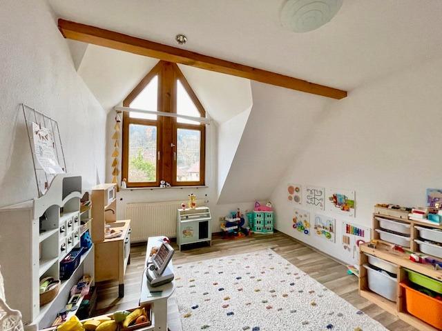 Albstadt; Großzügige Doppelhaushälfte mit Garten, Garage zw. Stadtmitte & Gymnasium 6 zimmer