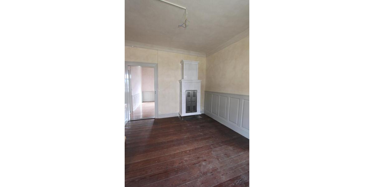 Einfamilienhaus Bad Wimpfen - 9 Zimmer, 252 m&sup2;, 1.950&euro; | Angebot:19418069