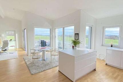 Haus Weitramsdorf - 3 Zimmer, 132 m&sup2;, 1.320&euro; | Angebot:24254066