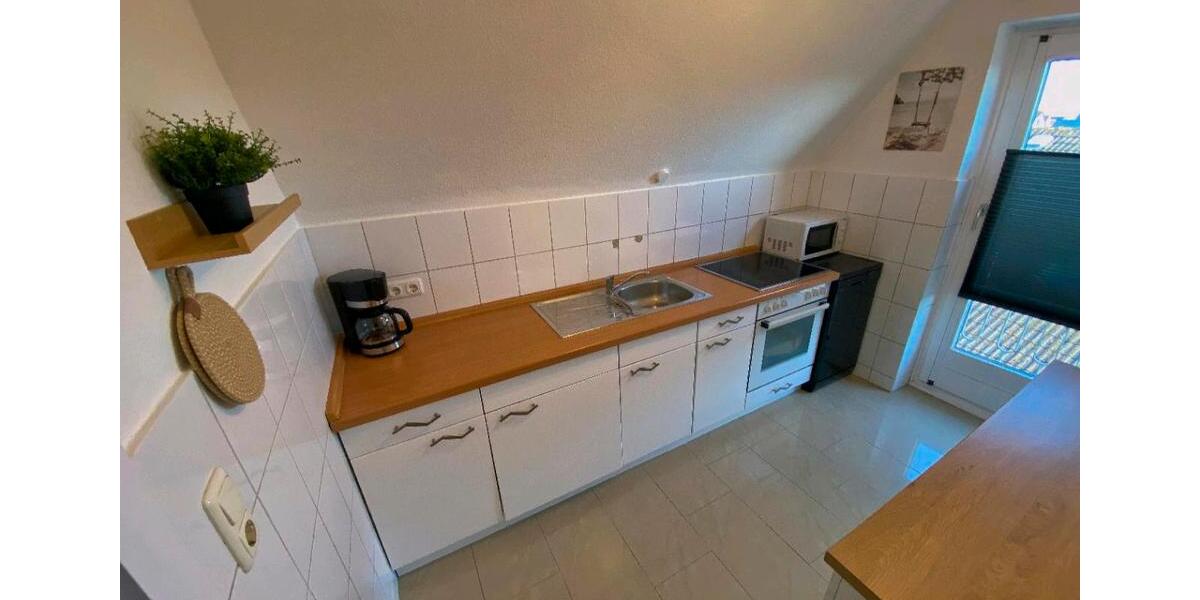 Dachgeschoßwohnung Grömitz - 2 Zimmer, 40 m&sup2;, 990&euro; | Angebot:25944644
