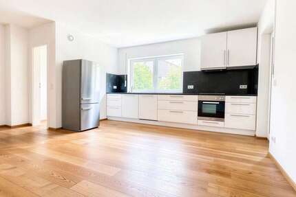 Wohnung Schwandorf - 3 Zimmer, 90 m&sup2;, 1.190&euro; | Angebot:27230049