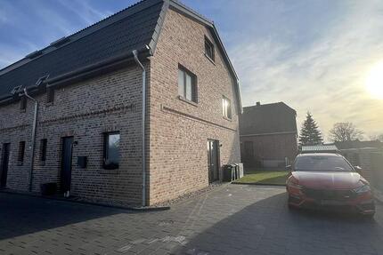 Haus Henstedt-Ulzburg Ulzburg - 5.5 Zimmer, 140 m&sup2;, 1.875&euro; | Angebot:26030134