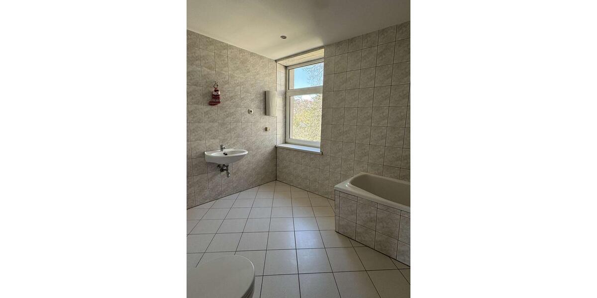 Etagenwohnung Wilkau-Haßlau Haßlau - 3 Zimmer, 83 m&sup2;, 460&euro; | Angebot:26004594