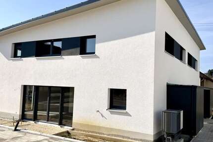 Haus Treffelhausen Treffelhausen - 5.5 Zimmer, 135 m&sup2;, 1.350&euro; | Angebot:26087617