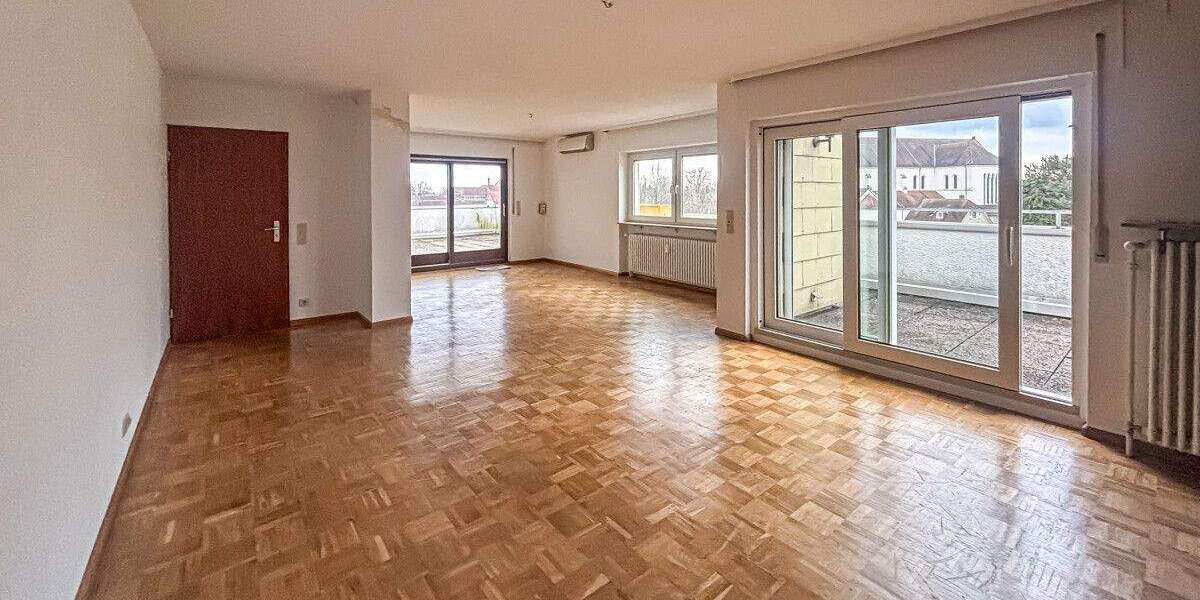Etagenwohnung Kehl - 3 Zimmer, 110 m&sup2;, 1.000&euro; | Angebot:25820428