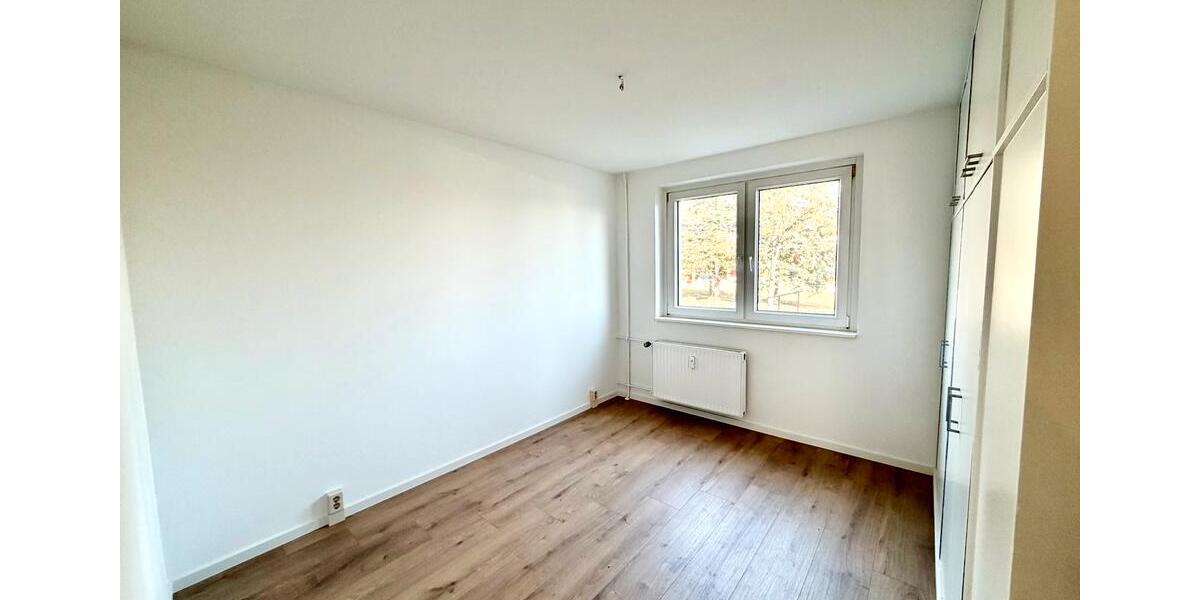 Etagenwohnung Meerane - 3 Zimmer, 60 m&sup2;, 420&euro; | Angebot:26477534