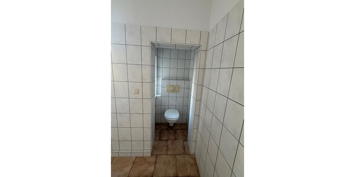 Etagenwohnung Markkleeberg - 2 Zimmer, 62 m&sup2;, 690&euro; | Angebot:26688570