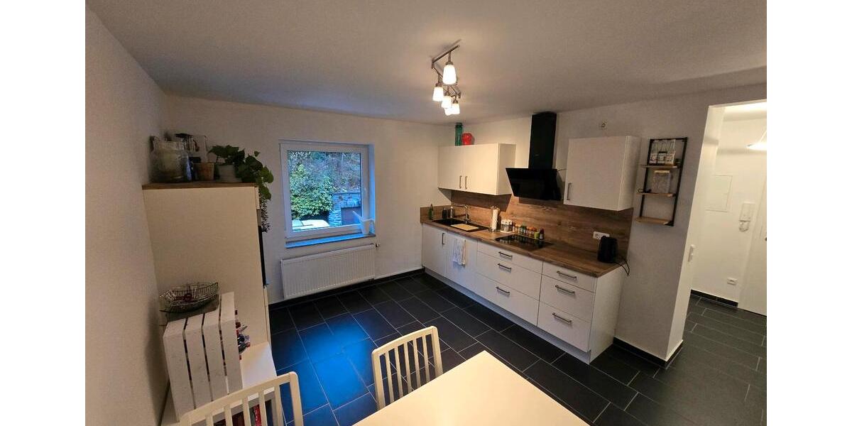 Etagenwohnung Siegen Dillnhütten - 1 Zimmer, 55 m&sup2;, 518&euro; | Angebot:25602110