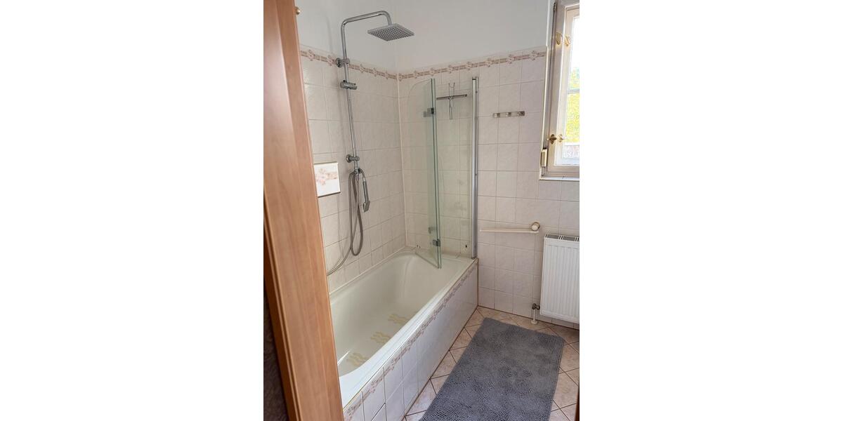 Wohnen auf Zeit Zossen - 3 Zimmer, 70 m&sup2;, 30&euro; | Angebot:23567883