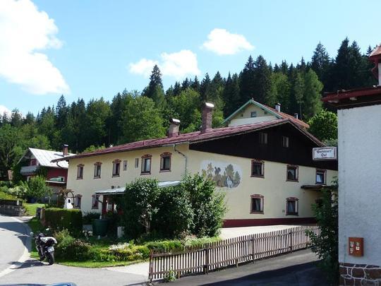 Erdgeschoßwohnung Bayerisch Eisenstein - 3 Zimmer, 52 m&sup2;, 430&euro; | Angebot:26491295