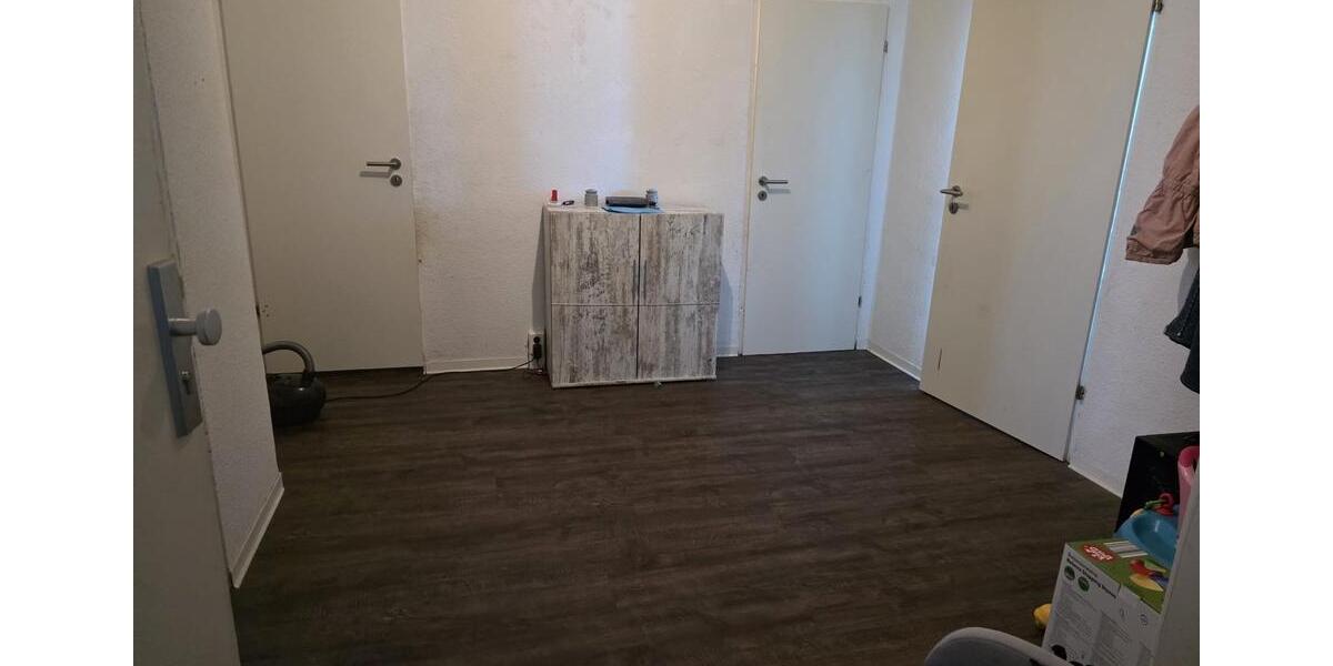 Erdgeschoßwohnung Borrentin - 3 Zimmer, 67 m&sup2;, 335&euro; | Angebot:26507256