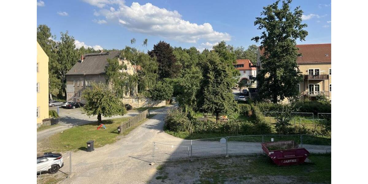 Dachgeschoßwohnung Pirna - 3 Zimmer, 104 m&sup2;, 1.149&euro; | Angebot:25422974