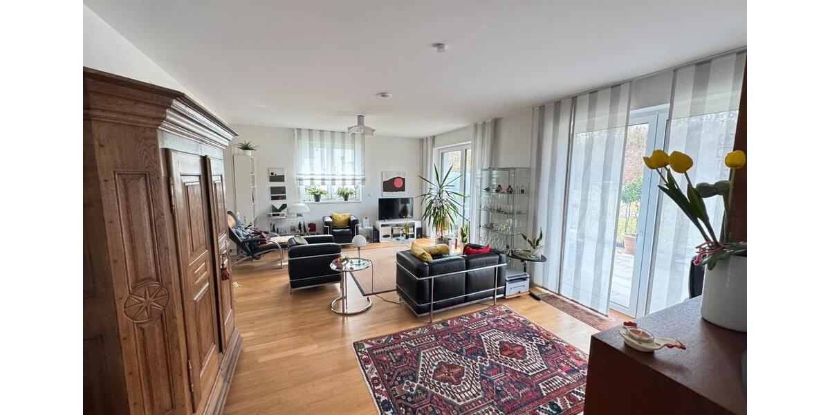 Erdgeschoßwohnung Ahnatal - 3 Zimmer, 122 m&sup2;, 1.400&euro; | Angebot:25991879