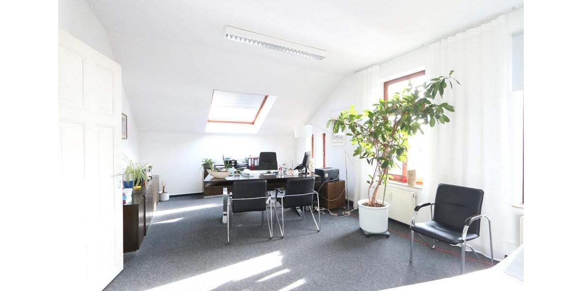 Gewerbeobjekt Brake (Unterweser) - 1.050&euro; | Angebot:23832132