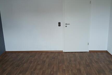 Erdgeschosswohnung 115 qm in RöthleinOT Heidenfeld 4 zimmer