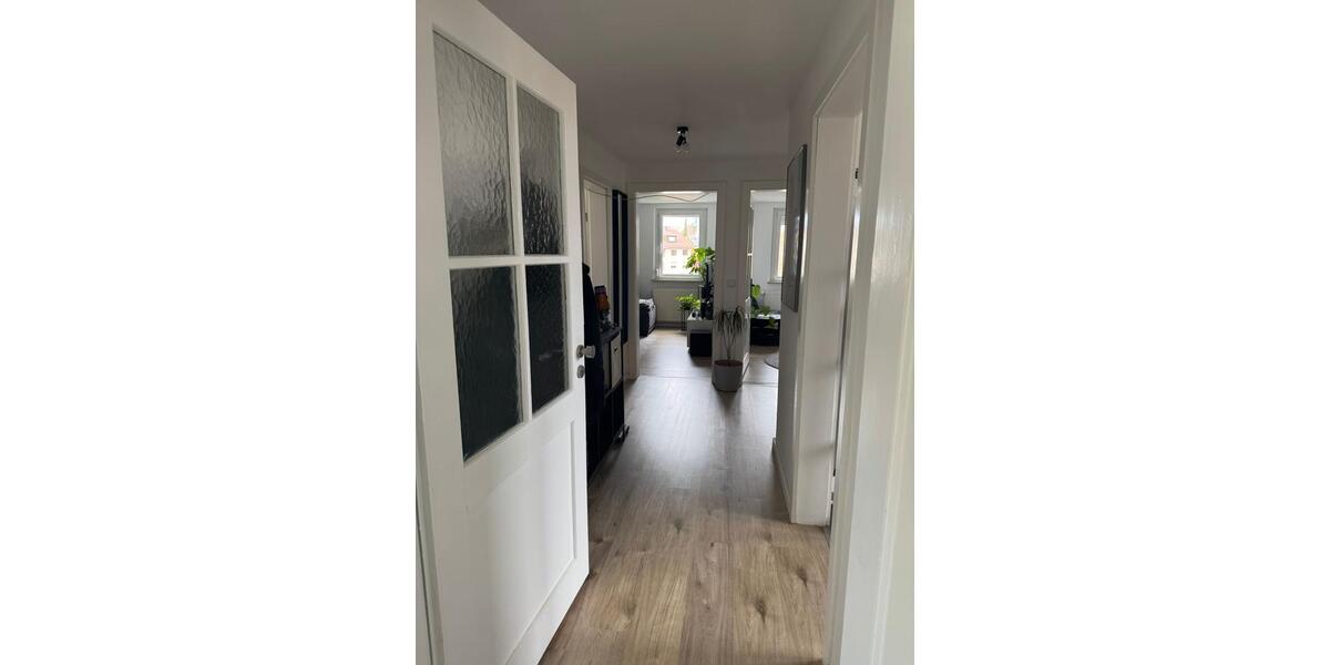 Dachgeschoßwohnung Schweinfurt Gartenstadt - 3 Zimmer, 63 m&sup2;, 870&euro; | Angebot:25725525