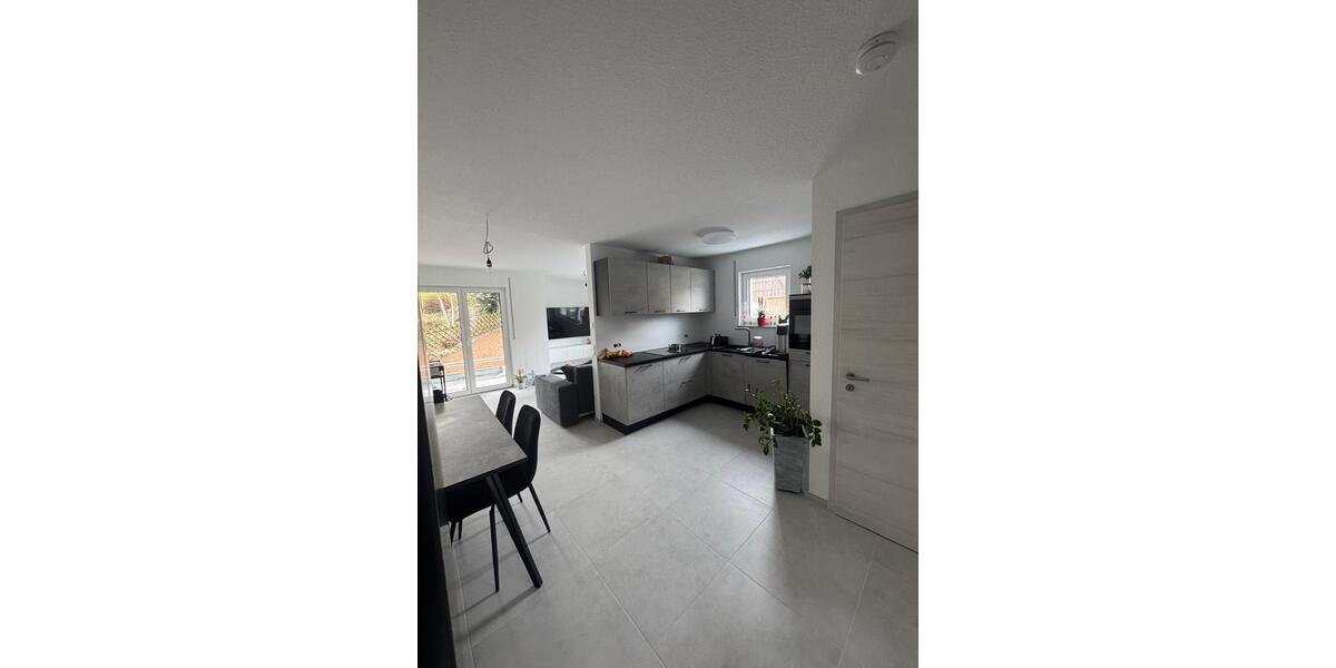Erdgeschoßwohnung Kreßberg - 3 Zimmer, 78 m&sup2;, 745&euro; | Angebot:26101712