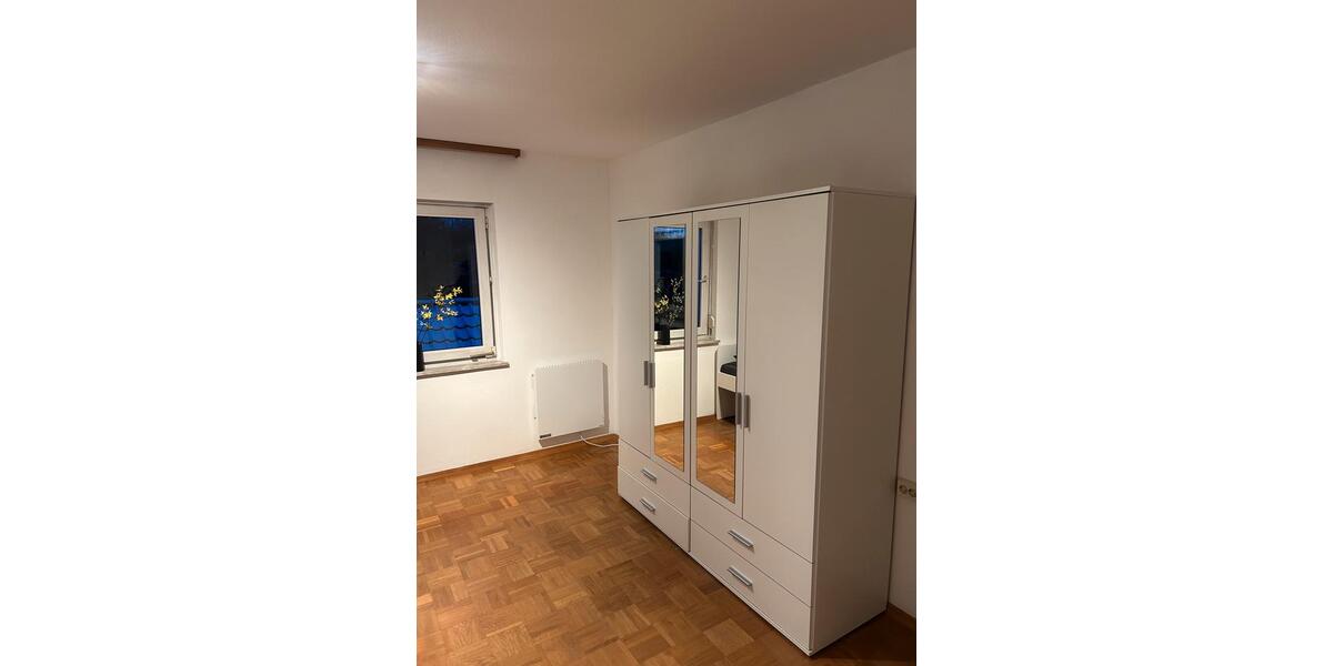 Wohnen auf Zeit Obersulm - 6 Zimmer, 120 m&sup2;, 20&euro; | Angebot:24764443