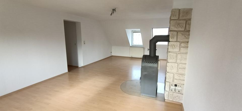 Dachgeschoßwohnung Mühlhausen (Thüringen) - 3 Zimmer, 60 m&sup2;, 415&euro; | Angebot:25321925