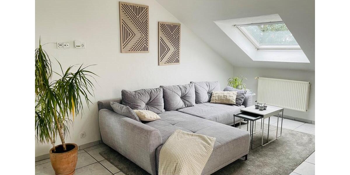 Dachgeschoßwohnung Arnsberg - 2 Zimmer, 95 m&sup2;, 1.100&euro; | Angebot:24355558